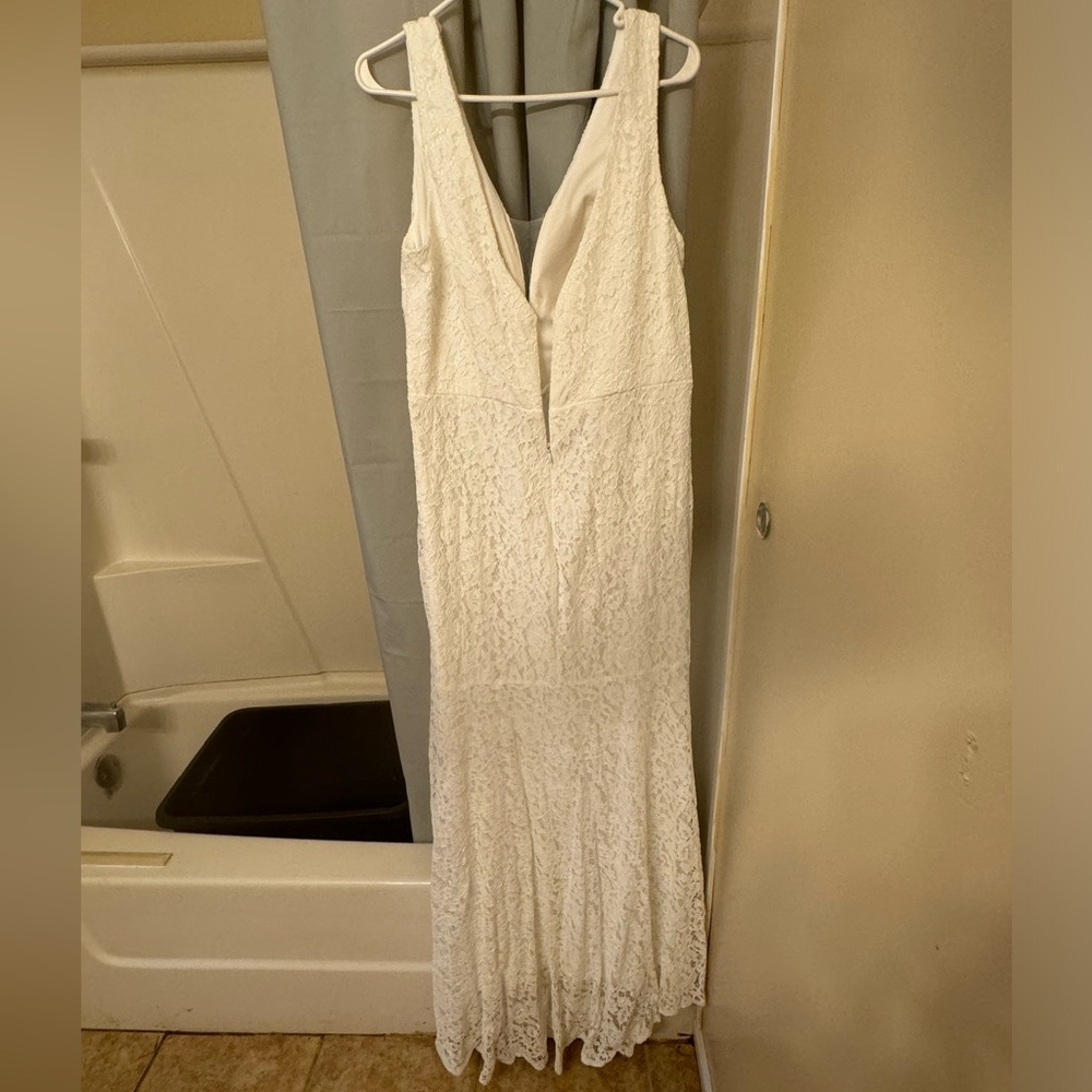 Brand New White Size 18 Wedding Dress